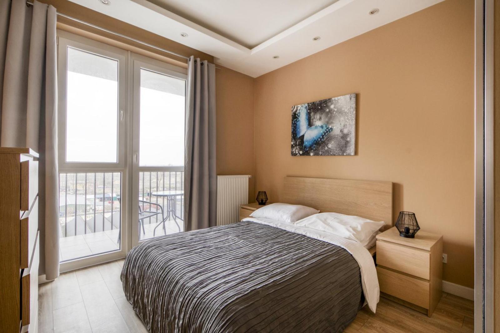 In Apartments Okecie Варшава Екстер'єр фото